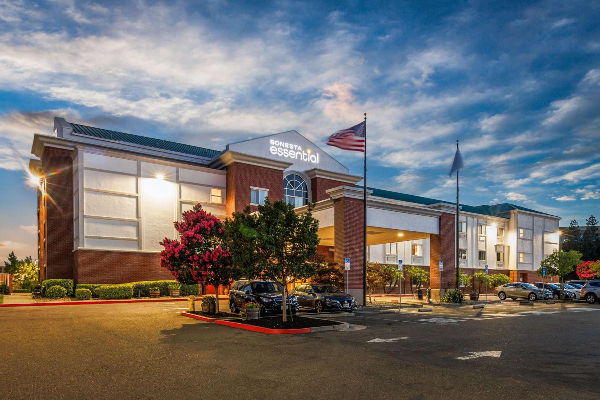 Sonesta Essential Napa Valley 3*
